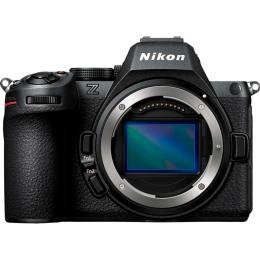 Бездзеркальний фотоапарат Nikon Z5 II Body Black (VOA170AE)