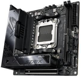Материнська плата ASUS ROG STRIX X670E-I GAMING WIFI (ROG STRIX X670E-I GAMING WIFI) (Socket AM5, AMD X670, Mini-ITX) Б/в