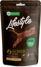 Ласощі для котів Natures Protection Lifestyle Snack For Cats Soft Duck Strips 75 г (SNK46152)