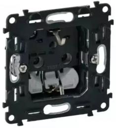 Розетка Legrand Valena INMATIC Schuko 16А 250В із заземленням (753021)