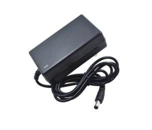 Зарядний пристрій для літієвого акумулятора Voltronic YT-8-5004-30E Li-ion 8.4V3A,штекер 5.5х2.5мм