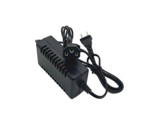 Зарядний пристрій для літієвого акумулятора Voltronic YT-1415-3pin LiFePO4 12V(14,6V),4S,1,5A, штекер 3pin, з індикацією