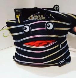Сумка Zipit Monsters Tote ZBZM-1 Black Beach, Teeth
