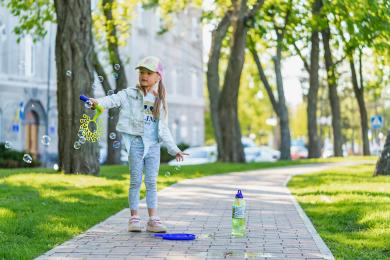 Набір мильних бульбашок Gazillion GZ36594 кільце з обертанням 118 мл