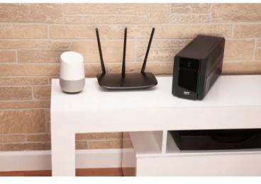 Джерело безперебійного живлення APC Easy UPS BVX900LI-GR 900VA Schuko