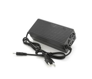 Зарядний пристрій для літієвого акумулятора PowerMaster JN-2420-29420 Black