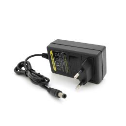 Зарядний пристрій для акумулятора Voltronic Li-ion 8.4V2A,штекер 5,5х2,5мм, LED-індикація