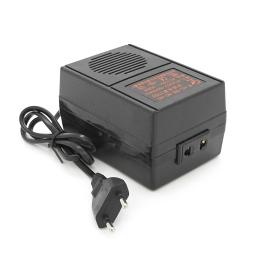 Перетворювач напруги Voltronic 300W Input 220 V/Output 110V, + універсальна розетка (HC-005-300W)