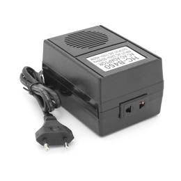 Перетворювач напруги Voltronic 450W Input 220 V/Output 110V + універсальна розетка (HX-005-450W)