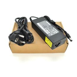 Блок живлення для ноутбука Merlion LTO75/15-6,36*3,0 Black для ноутбука TOSHIBA 15V 5A (75 Вт) штеке