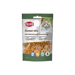 Ласощі Trixie Ocean Mix для котів океанічний мікс із курячим філе та котячою мятою 50 г (42769)