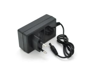 Зарядний пристрій для літієвого акумулятора Voltronic YH-2120 21V 2A, штекер 5,5х2,5 мм