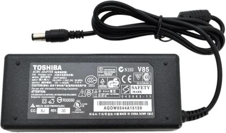 Блок живлення для ноутбука Merlion TOSHIBA 15V 6A 90W довжина 0.9м + кабель живлення