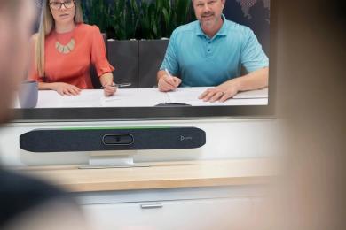 Камера для відеоконференцій Poly Studio X50 All-In-One Video Bar with TC8 Controller