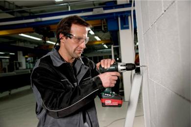Акумуляторний ударний дриль-шурупокрут Metabo SB 18 LT (602103840) (без акумулятора і ЗП)