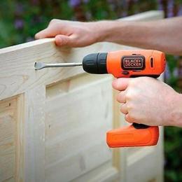 Акумуляторний дриль-шурупокрут Black & Decker BDCD8