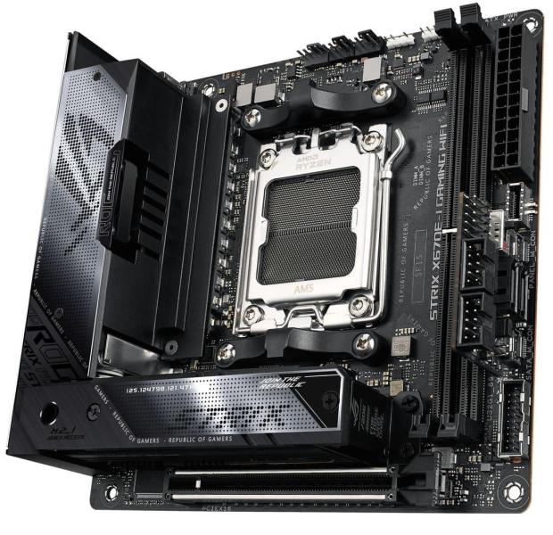 Материнська плата ASUS ROG STRIX X670E-I GAMING WIFI (ROG STRIX X670E-I GAMING WIFI) (Socket AM5, AMD X670, Mini-ITX) Б/в