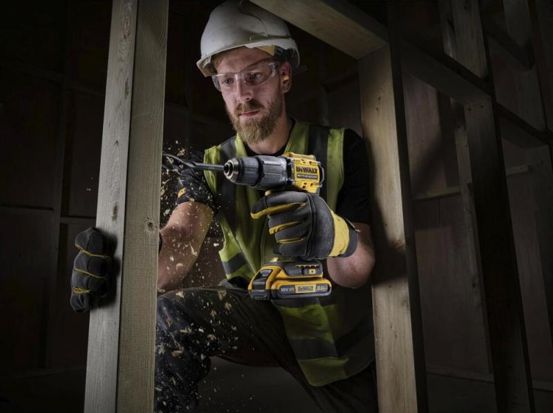 Дриль-шурупокрут ударний DeWALT XR, Li-Ion 18 В (DCD100YD2T), фото 4
