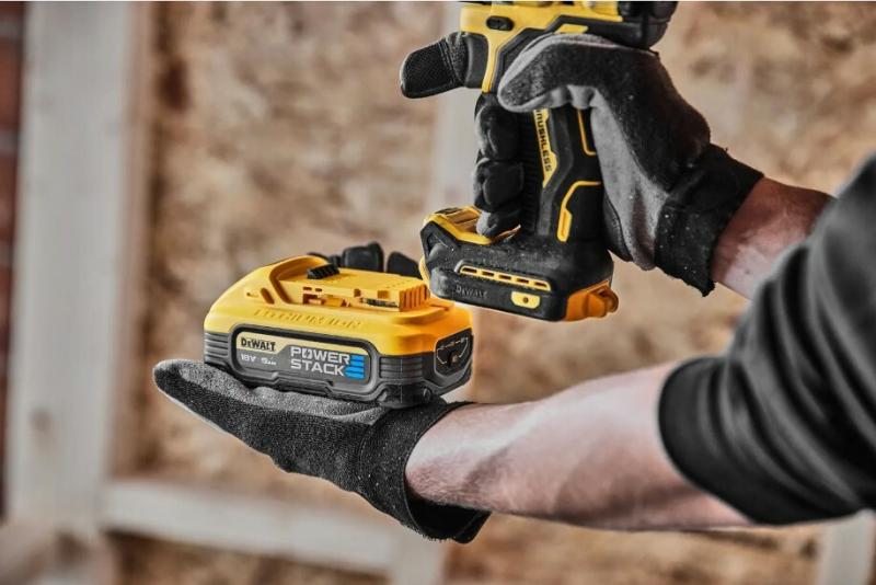 Дриль-шурупокрут DeWalt DCD800H2T