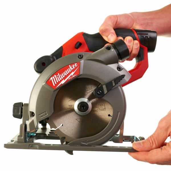 Пила ручна дискова акумуляторна Milwaukee M12 CCS44-0 Ø140 мм (4933448225) без АКБ та ЗП, фото 11