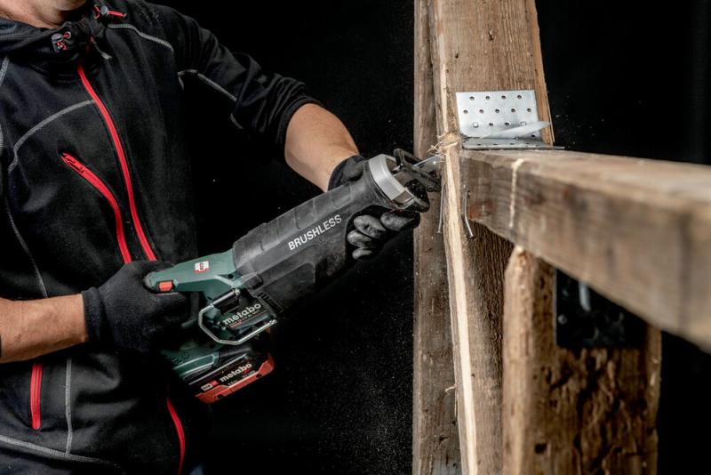 Акумуляторна шабельна пилка Metabo SSEP 18 LTX BL MVT (602258810), фото 2