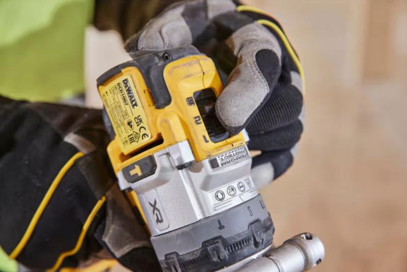 Акумуляторний ударний дриль-шурупокрут DeWALT DCD1007NT (без АКБ та ЗП), фото 4