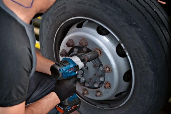 Акумуляторний ударний гайковерт Bosch GDS 18V-1050 H Professional (06019J8502), фото 13