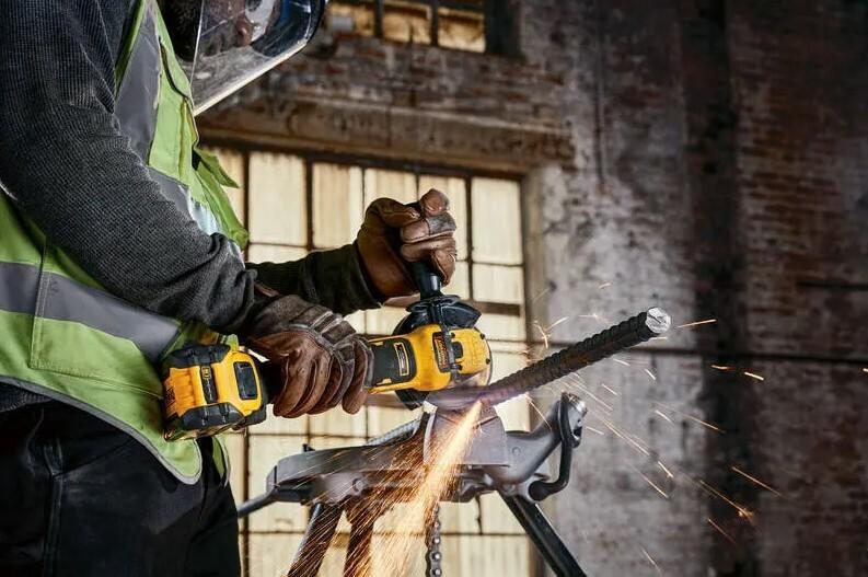 Шліфмашина кутова акумуляторна DeWalt DCG416VSN (без АКБ та ЗП), фото 2