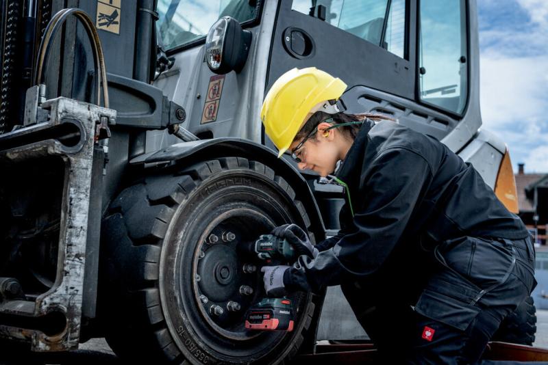 Акумуляторний ударний гайкокрут Metabo SSW 18 LTX 800 BL (602403850) (без АКБ та ЗП), фото 3