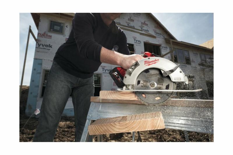 Акумуляторна дискова пилка Milwaukee M18 BLCS66-502X (4933464590), фото 6