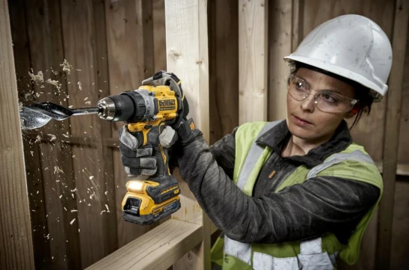 Дриль-шурупокрут акумуляторний безщітковий DeWalt DCD800E2T
