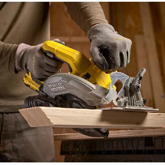 Пила циркулярна акумуляторна STANLEY FATMAX SFMCS550M2K