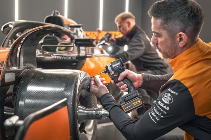 Акумуляторний гвинтокрут DeWALT McLaren F1 (DCF85MM2T), фото 16