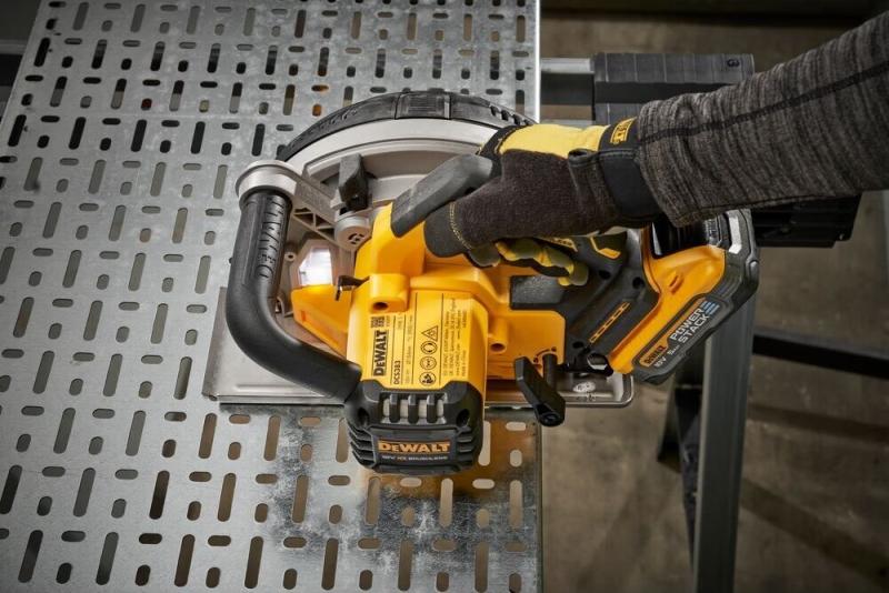 Акумуляторна дискова пилка DeWALT (DCS383H2), фото 13
