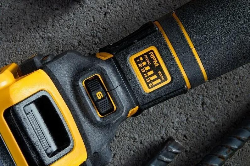 Шліфмашина кутова акумуляторна DeWalt DCG409VST1, фото 4