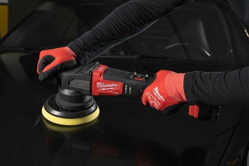 Акумуляторна полірувальна машина Milwaukee M18 FDAP21-502X (4933478837)