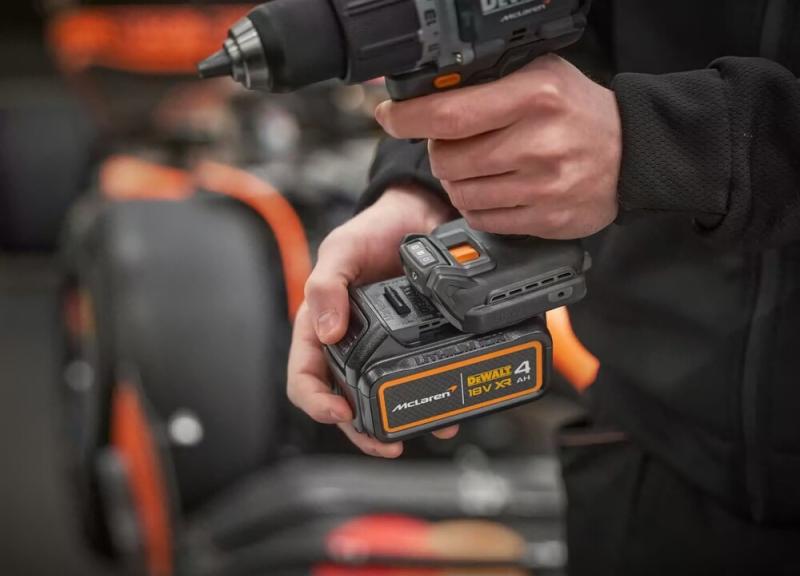 Акумуляторний шурупокрут DeWALT McLaren (DCD85MM2T), фото 13