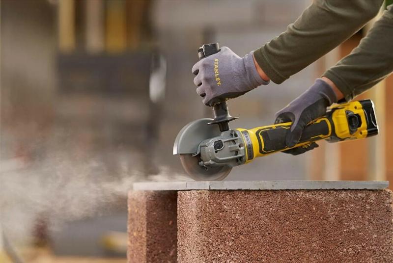 Акумуляторна кутова шліфувальна машина Stanley FatMax SFMCG700B (без АКБ та ЗП), фото 4
