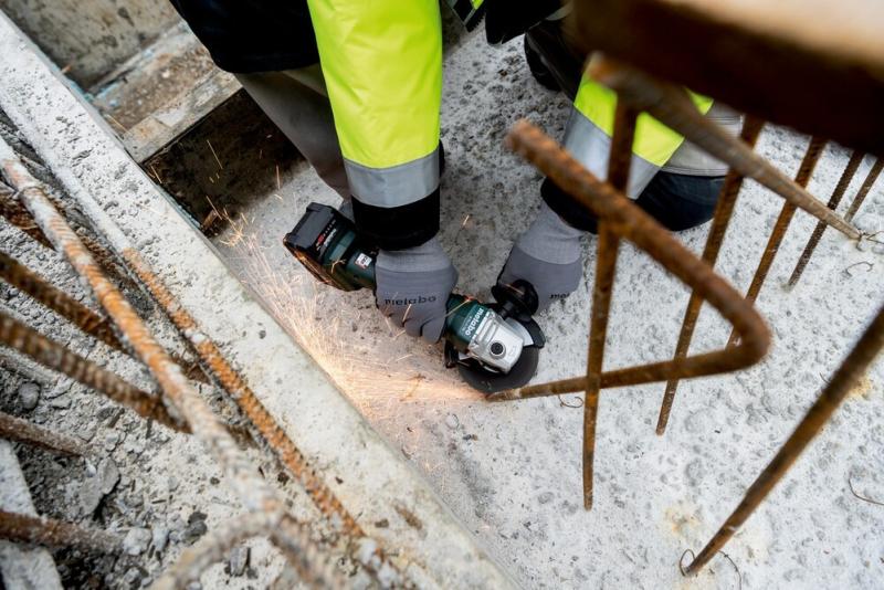 Акумуляторна кутова шліфмашина Metabo W 18 L 9-125 Quick (602249840) (без АКБ та ЗП), фото 6
